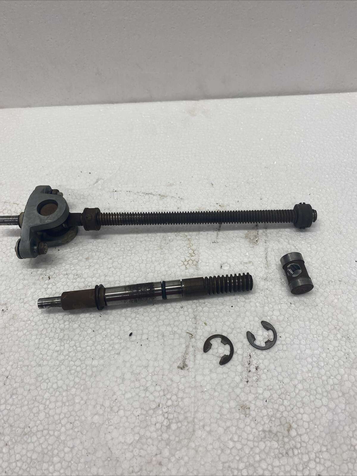 Craftsman Table Saw Md 113.29991    Angle & Elevation Screw Rods       CTS-957