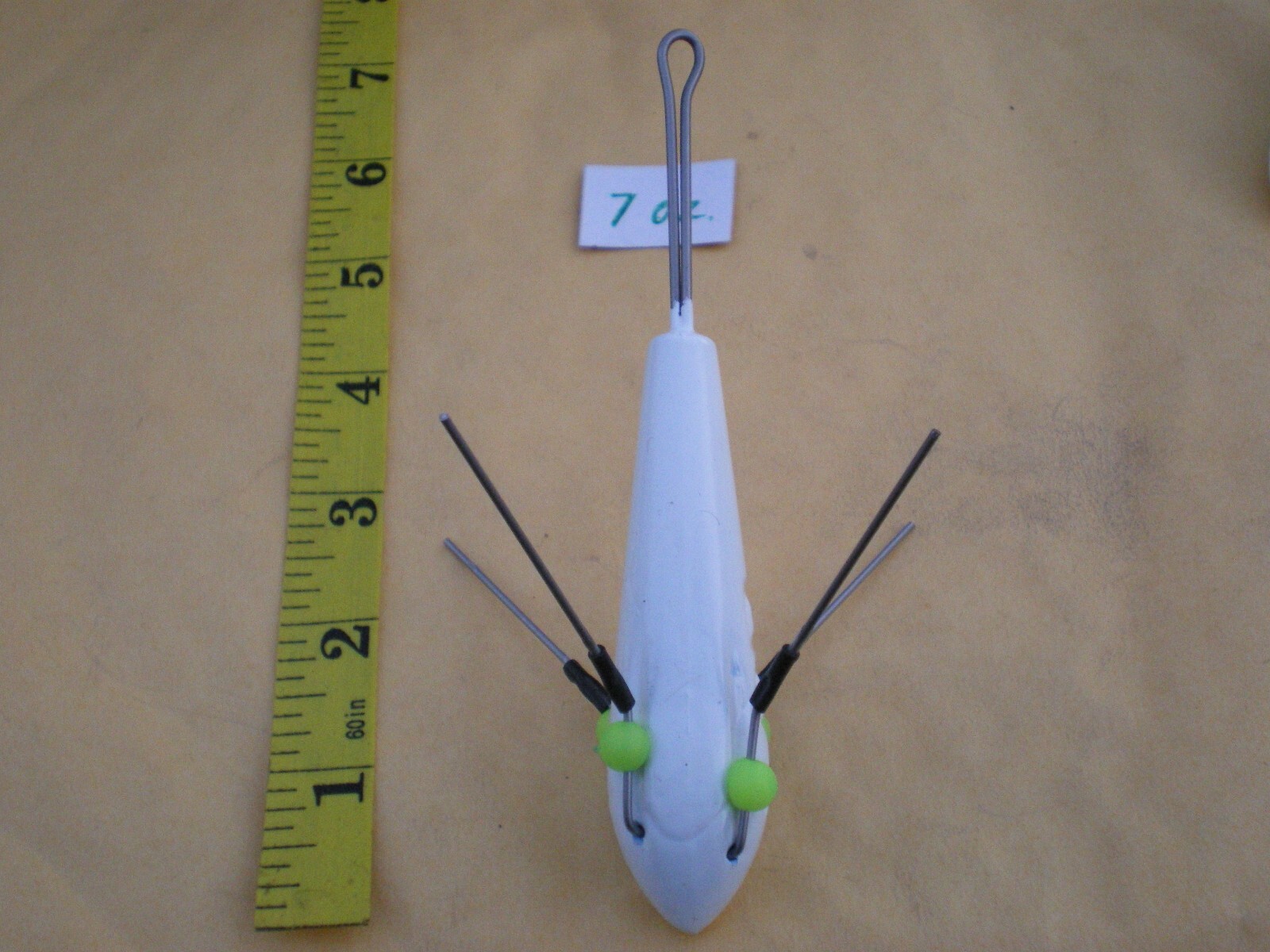 10 PCS. SPUTNIK STYLE SINKER, SURF WEIGHT, MUD WEIGHT, CLAW SINKER 7 OZ. WHITE