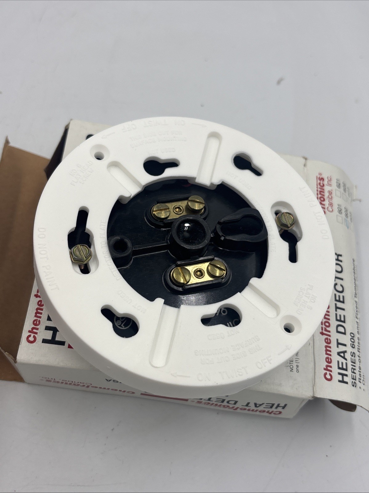 2 Chemetronics 602 Heat Detector