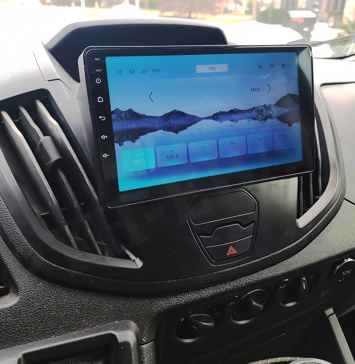 For Ford Transit 150 250 350 15-19 Android 13 Carplay GPS Stereo Radio Head Unit