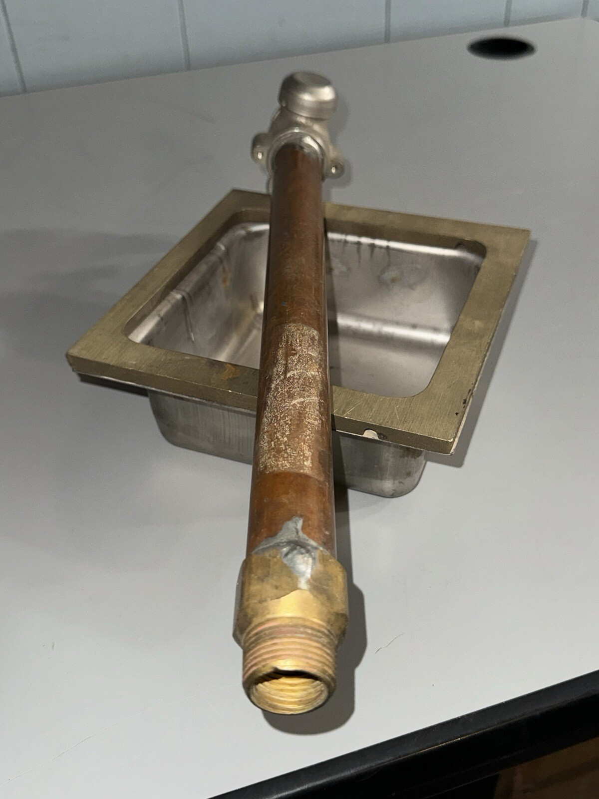 Jay R Smith Wall hydrant Box 75128-80-5 with Brass Spout
