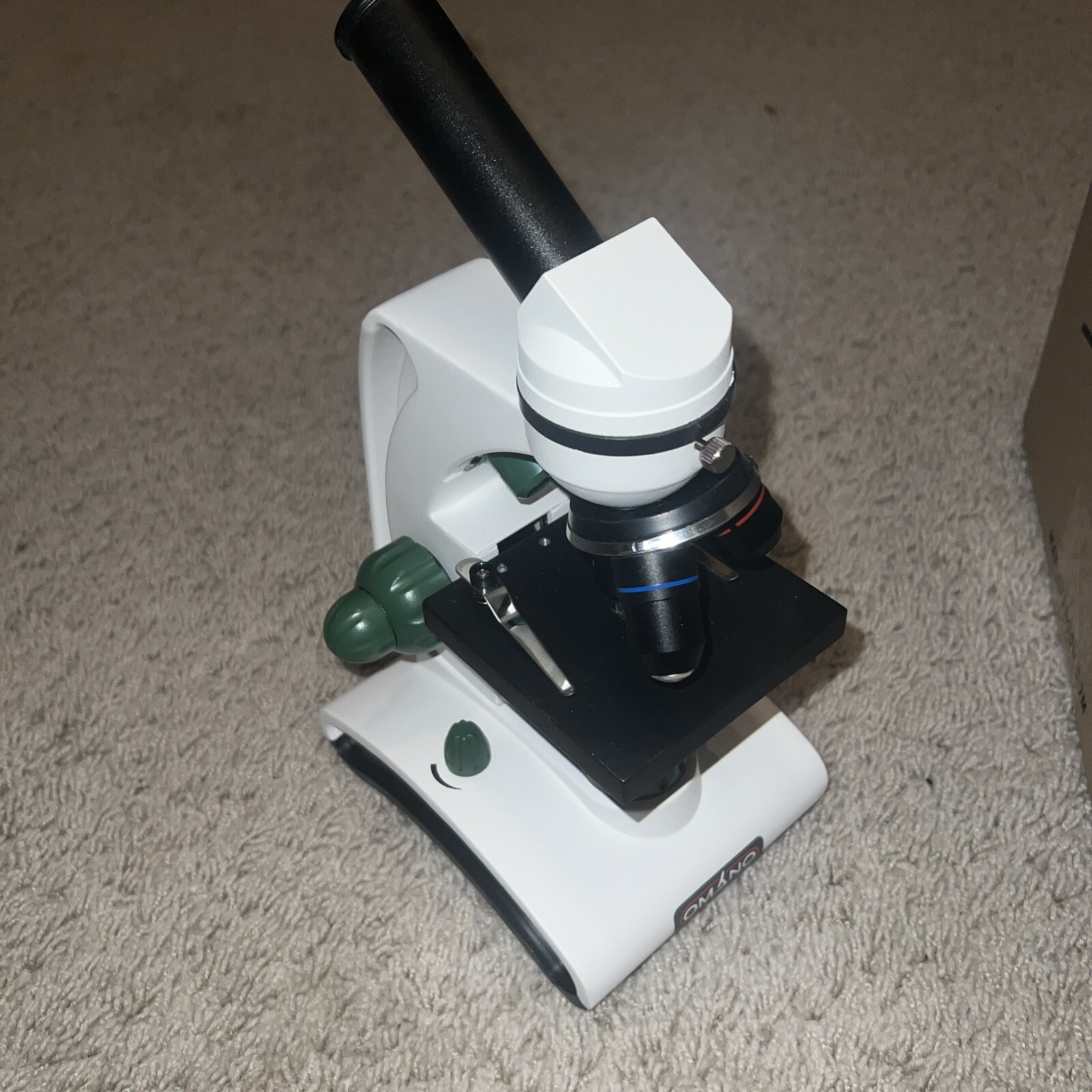 4B Omano Microscope OM117L No Eye Piece