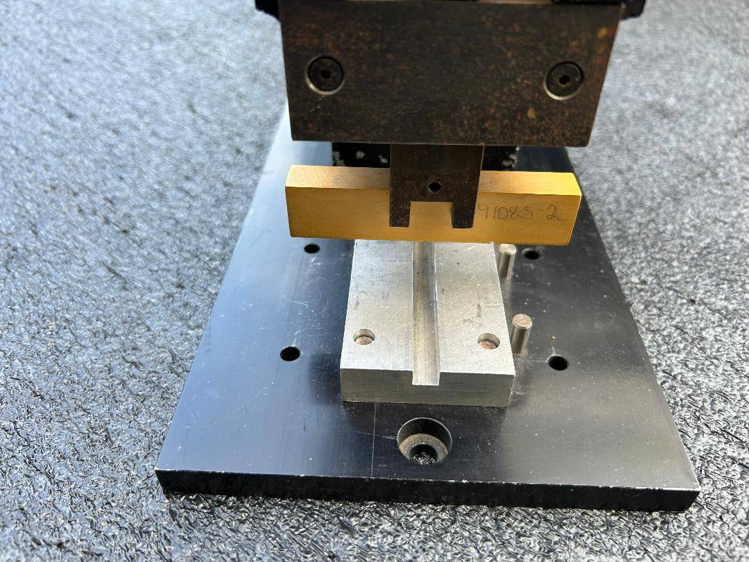 H&T Manual Press