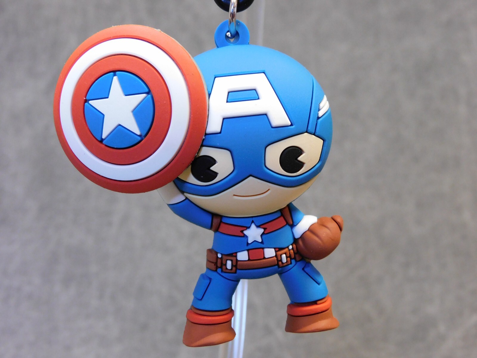Marvel Comics NEW * Captain America Clip * Blind Bag 85th Anniversary Monogram