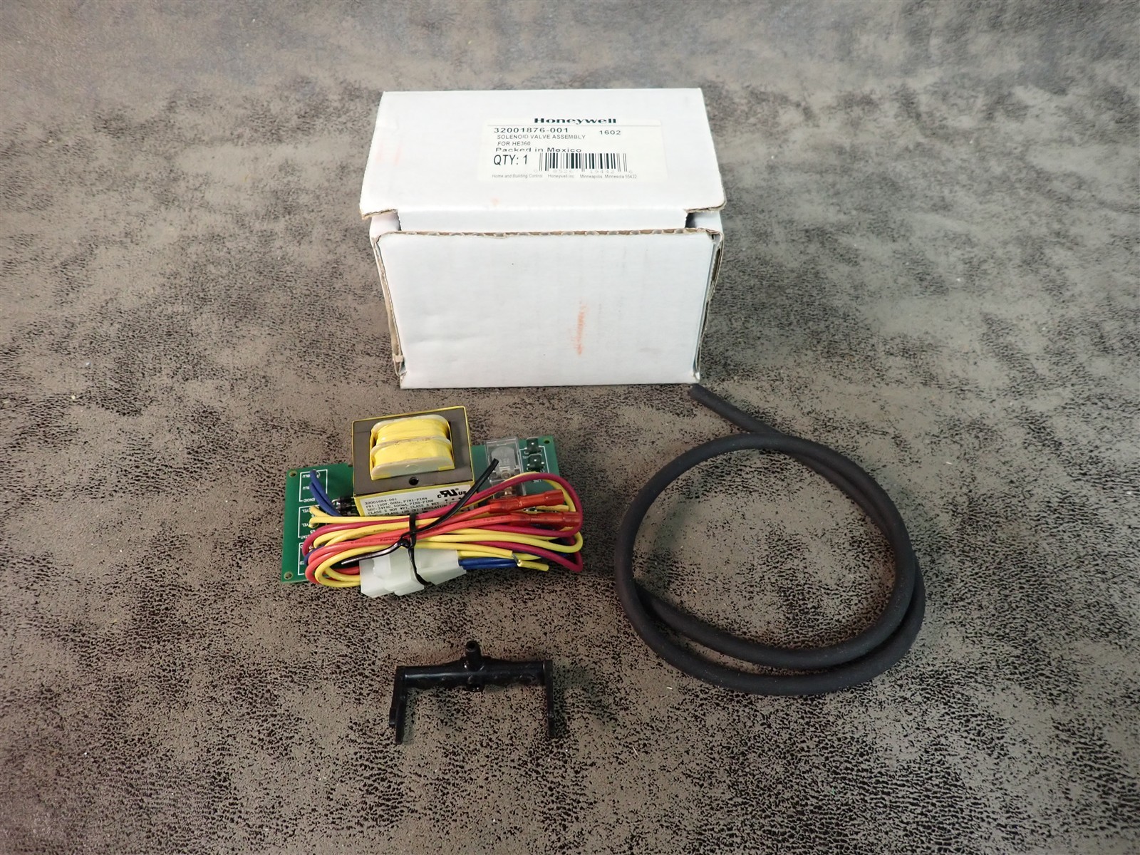 NEW Honeywell 32001876-001 Solenoid Valve Assembly For HE360 (G3)