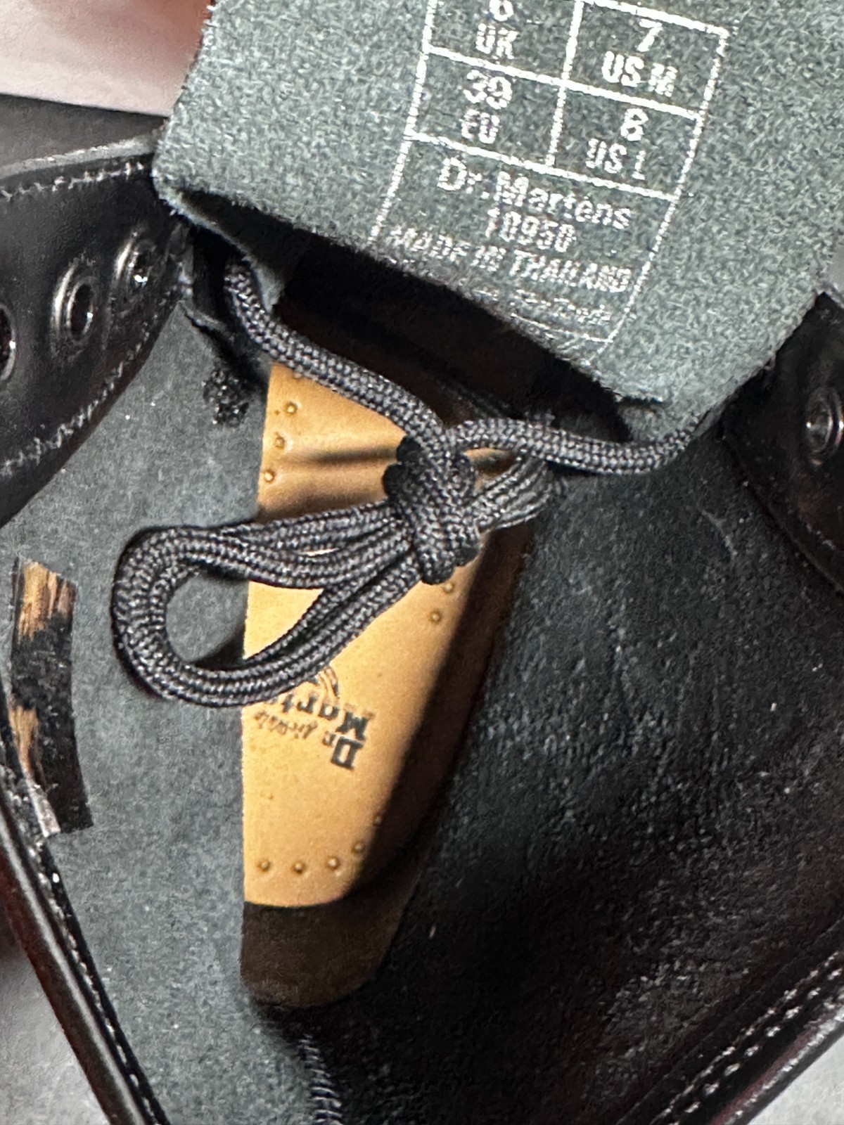 Dr. Martens 10950 Union Jack Flag Leather Boots M:7 W:8 Black - NWOB