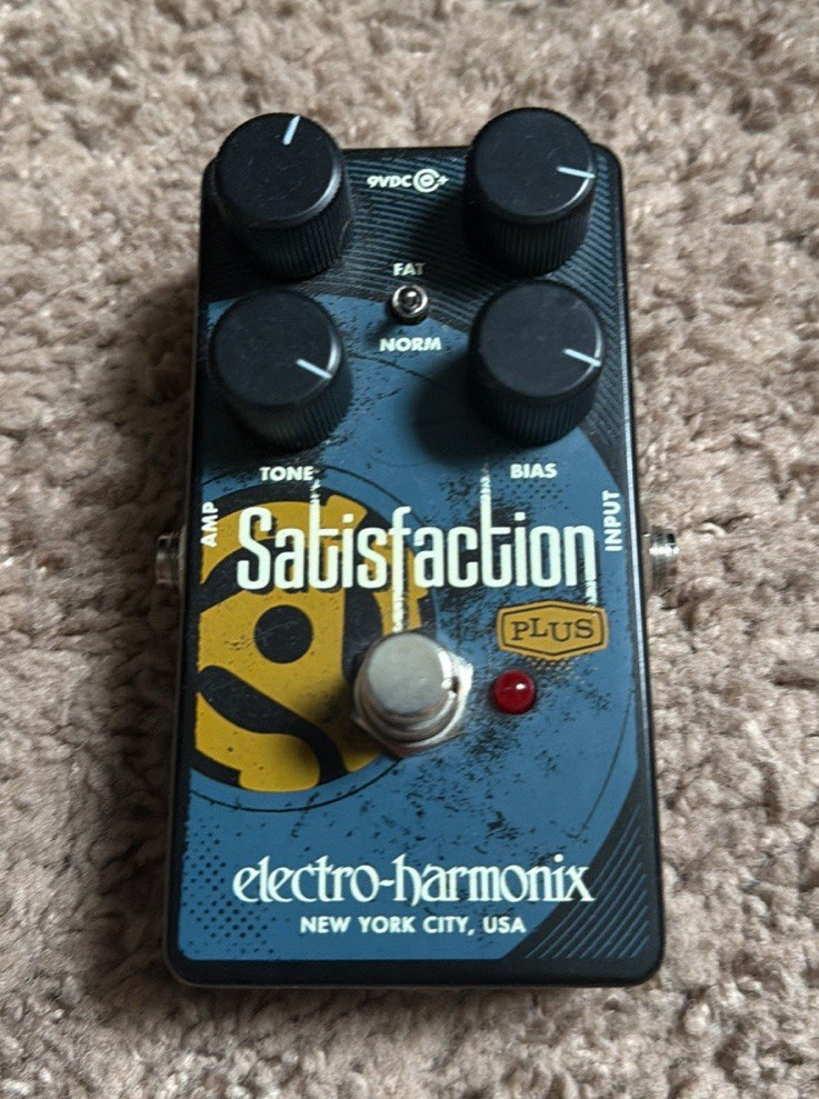 Electro-Harmonix Satisfaction Plus Analog Fuzz Effects Pedal for Electric Guitar