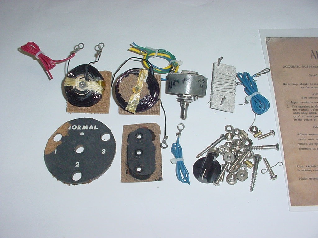 AR-1 SPEAKER MISC CROSSOVER SPARE PARTS LOT (rare AR1 OEM part!)