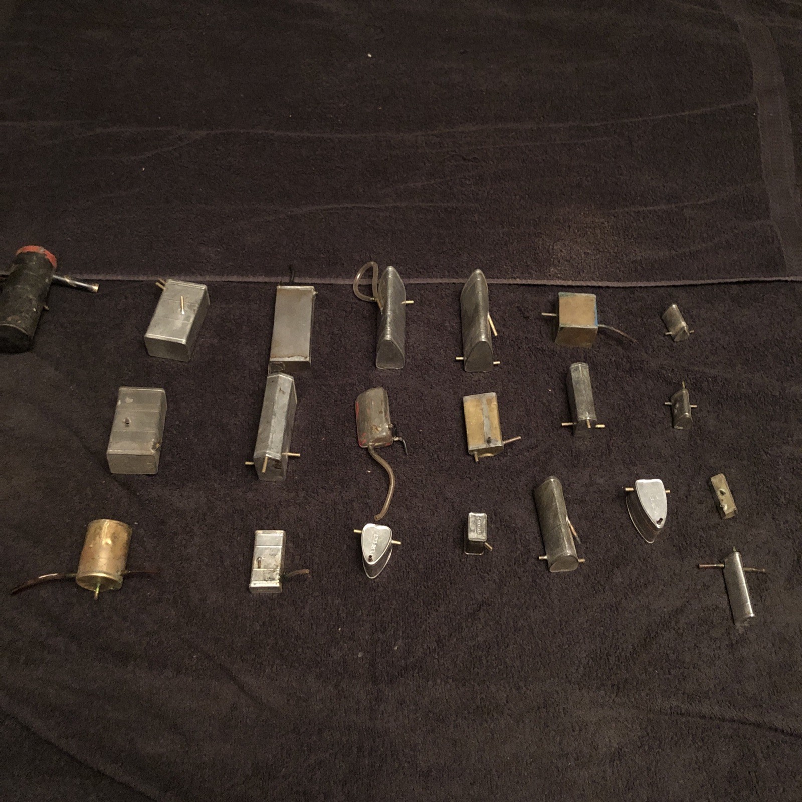 vintage model gas airplane engines tether Cox Fox fuel tanks glo spark