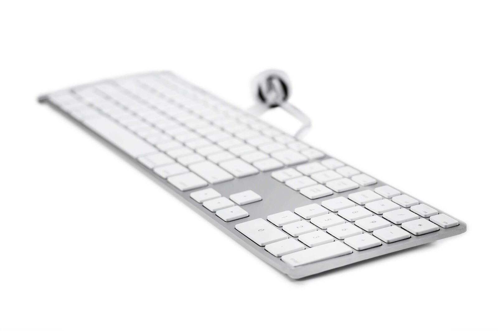 Original Apple Wired Keyboard with USB - A1243 - MB110LL/B MA110LL/A