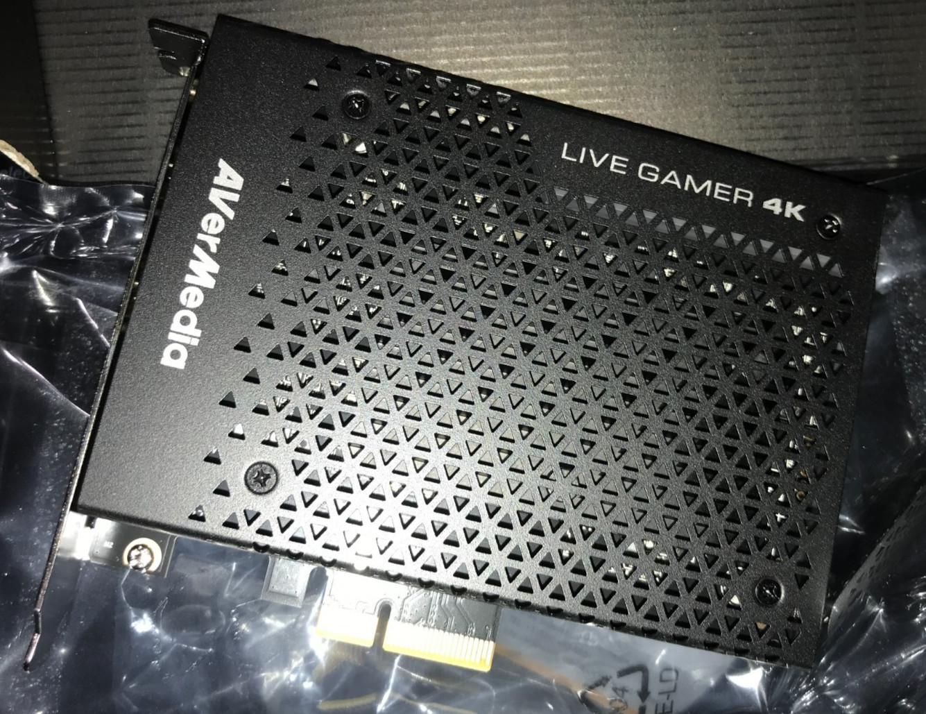 AVerMedia Live Gamer 4K (GC573) Through Gaming capture card MADE IN TAIWAN