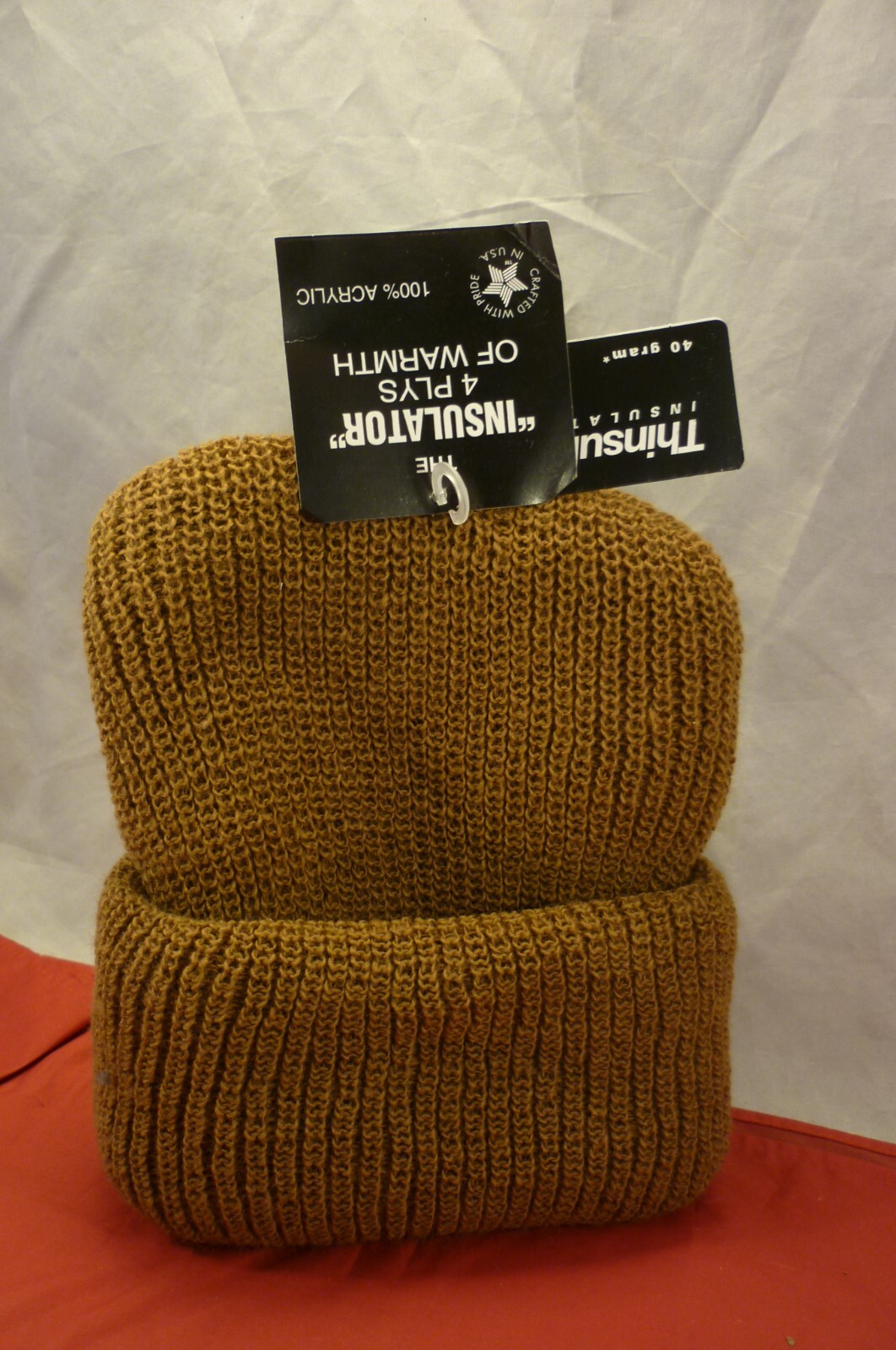 ACRYLIC  KNIT  HAT NOS USA VINTAGE " THE INSULATOR" 4 PLYS OF WARMTH THINSULATE