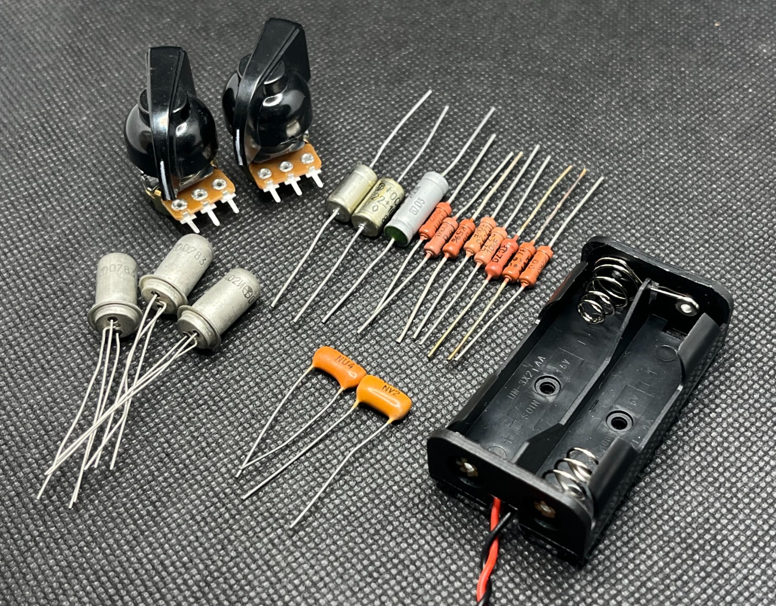 Kit MAESTRO FZ-1 Fuzz Tone PNP GT402/MP20/P30 (Rolling Stones Sound) Nice Sound