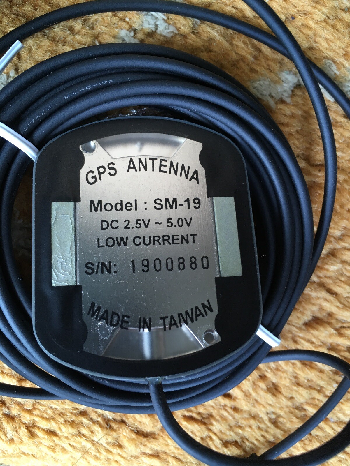 KENWOOD KGP-2A GPS receiver-modem unit