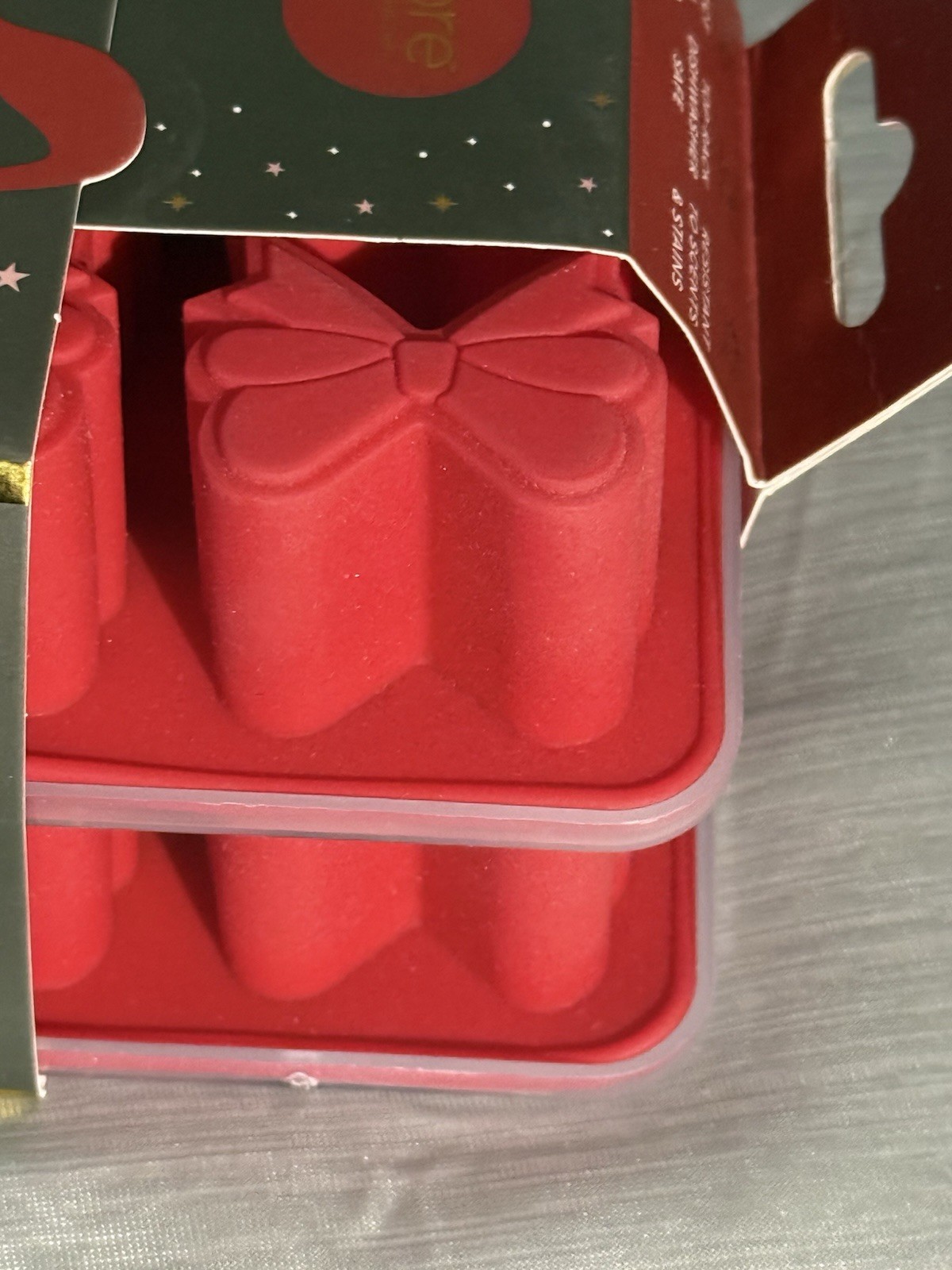 2pk Printed Lids/Bow Ice Tray by Core (24 Bow Molds)