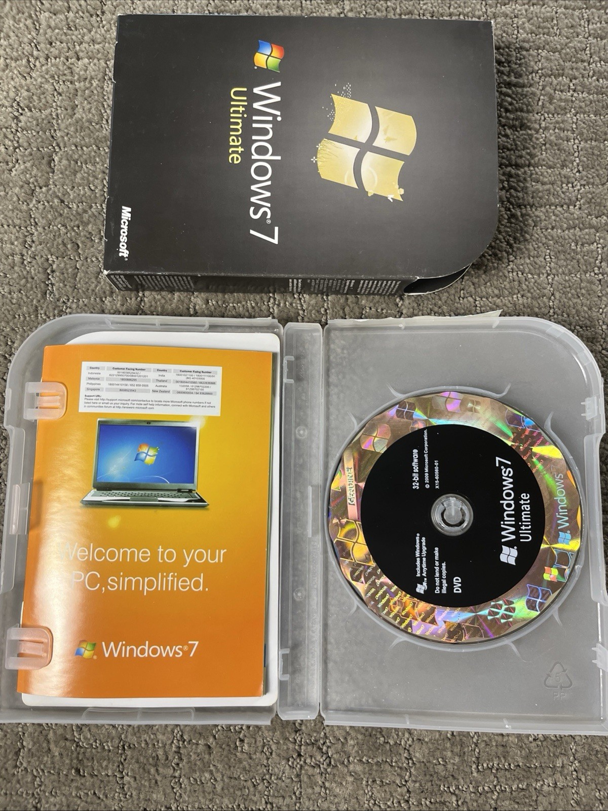 Microsoft Windows 7 Ultimate 32 Bit and 64 Bit DVDs Box License Key