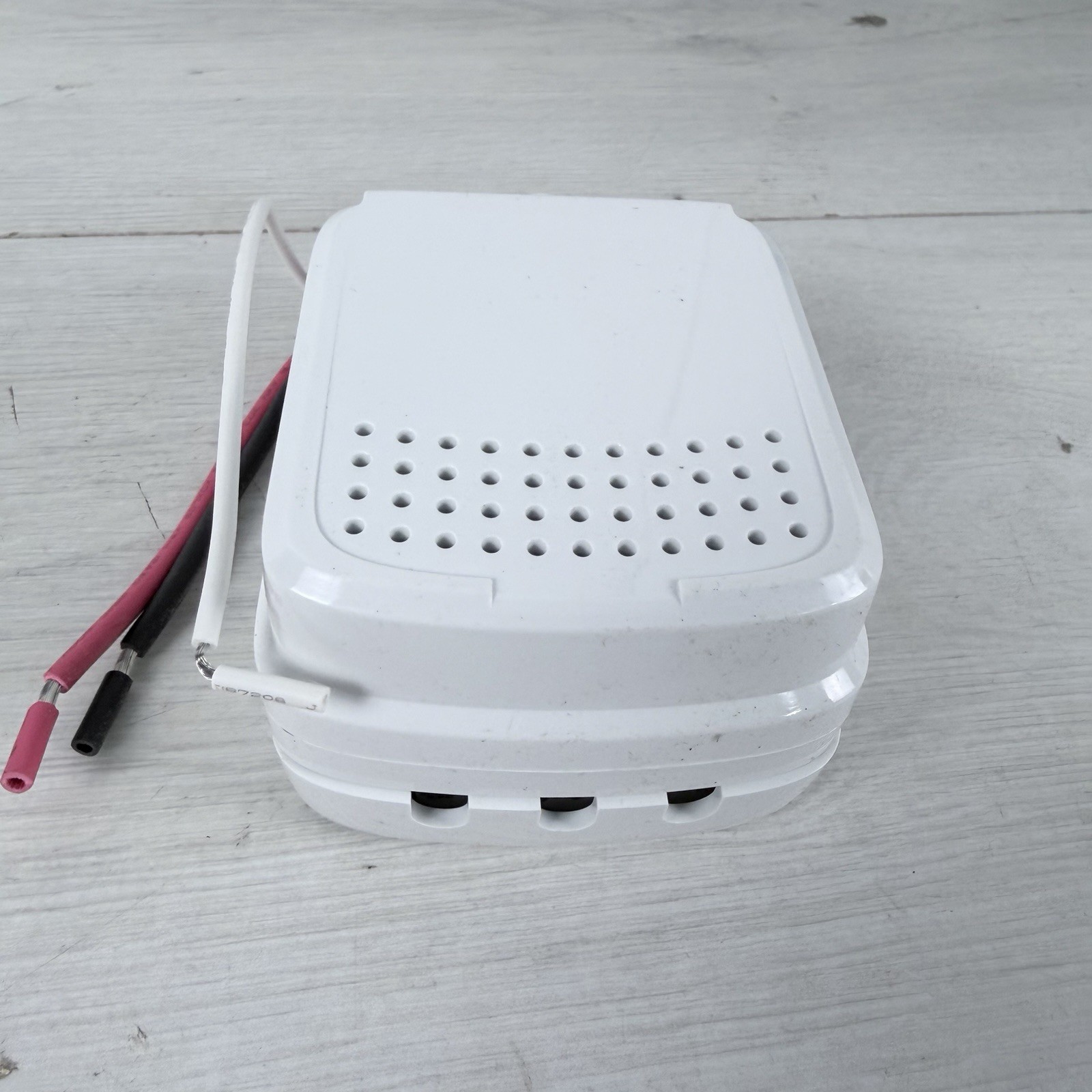 Wattstopper Legrand LMPL-101 Digital Plug Load Controller