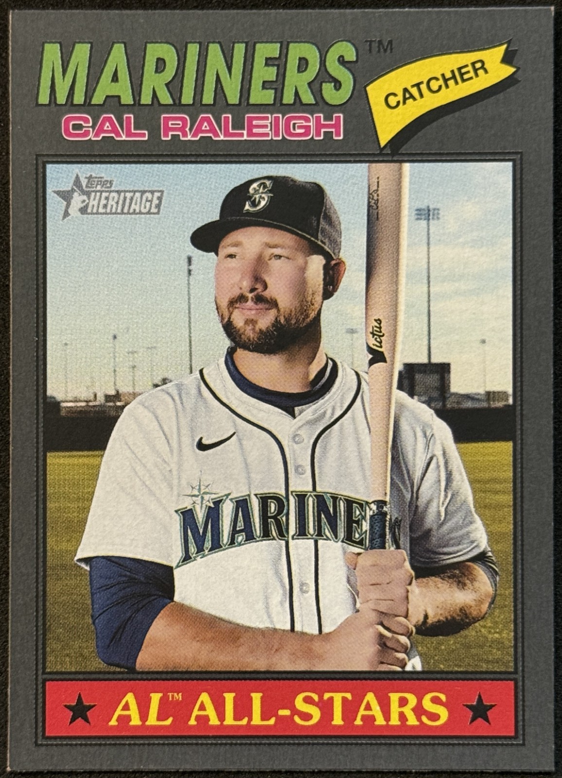 2026 Topps Heritage: Dark Gray Border - Pick a Card
