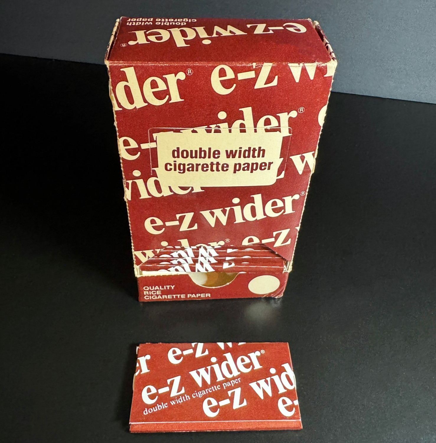 Vintage E-Z Wider Double Width Rolling Papers 25 Pack Display Box w/ 19 Packs