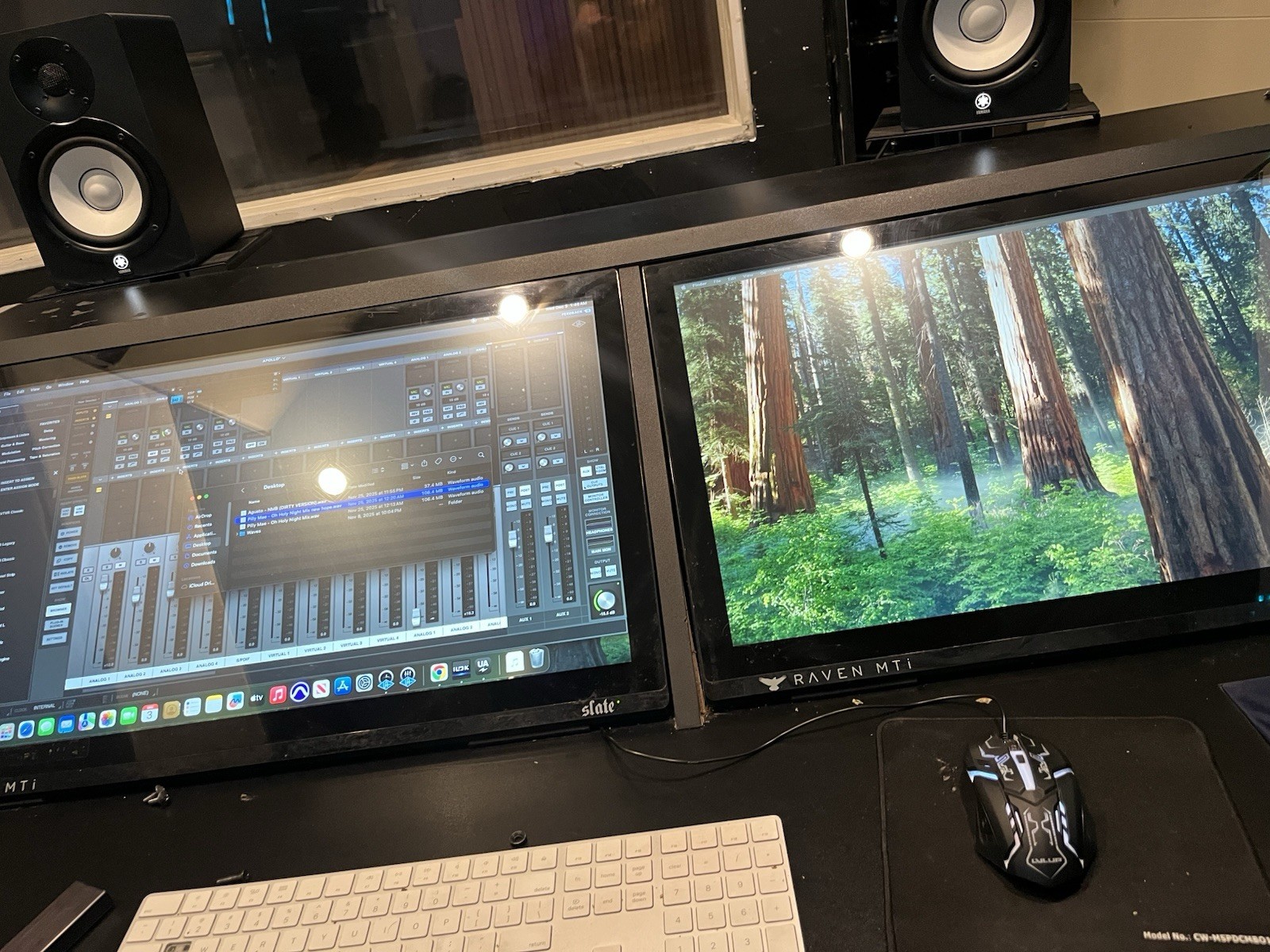 Steven Slate Raven Desk With Touchscreen Monitors Two