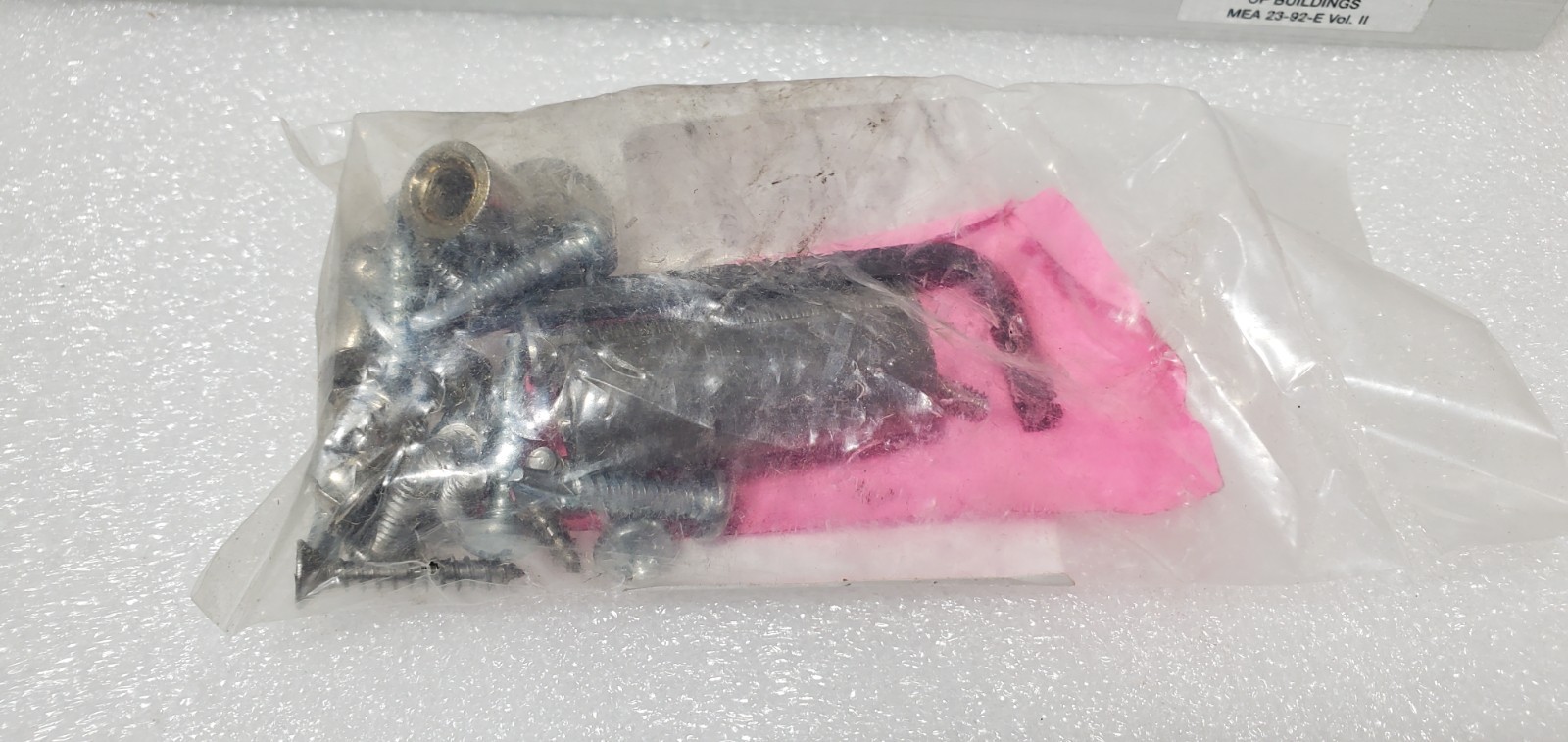 DynaLock 2011-US28-DSM Surface Mount Electromagnetic Lock 1200 LBS 12/24V NEW.