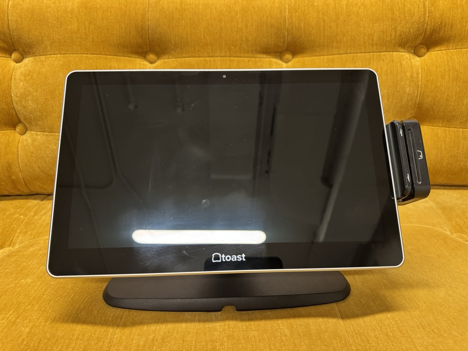 Toast Flex TT200 POS 14” Point Of Sale System w/ Power Cable & Card Reader