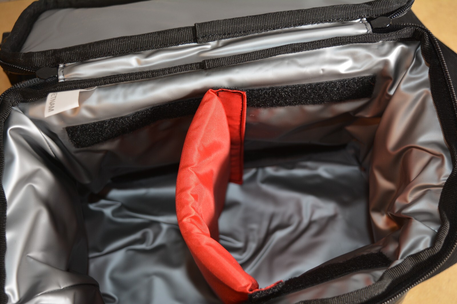 New Bell Cooler Bag, MPP Multi position with strap Black/gray