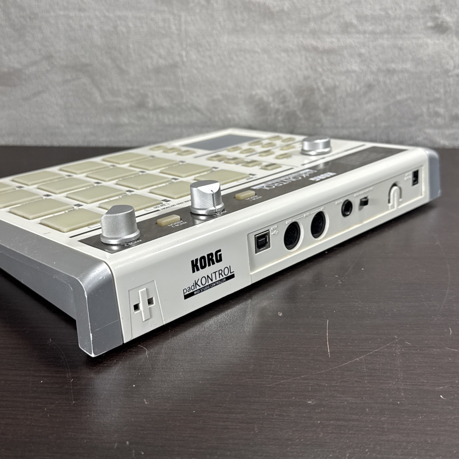 KORG padKONTROL 16-Channel MIDI Studio Controller KPC-1 - Tested