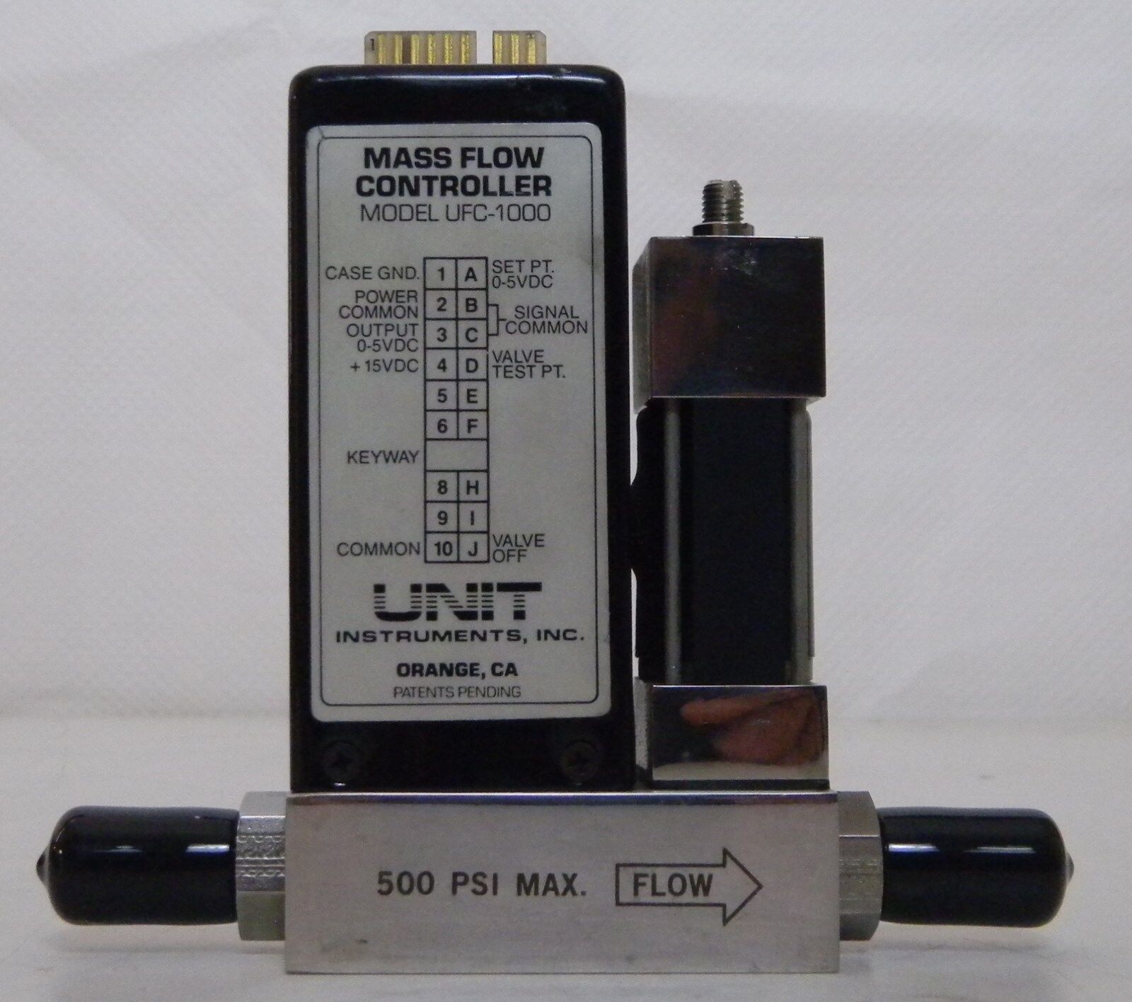 Unit UFC-1000 Mass Flow Controller, Gas- SiH4, Range- 500sccm, Used