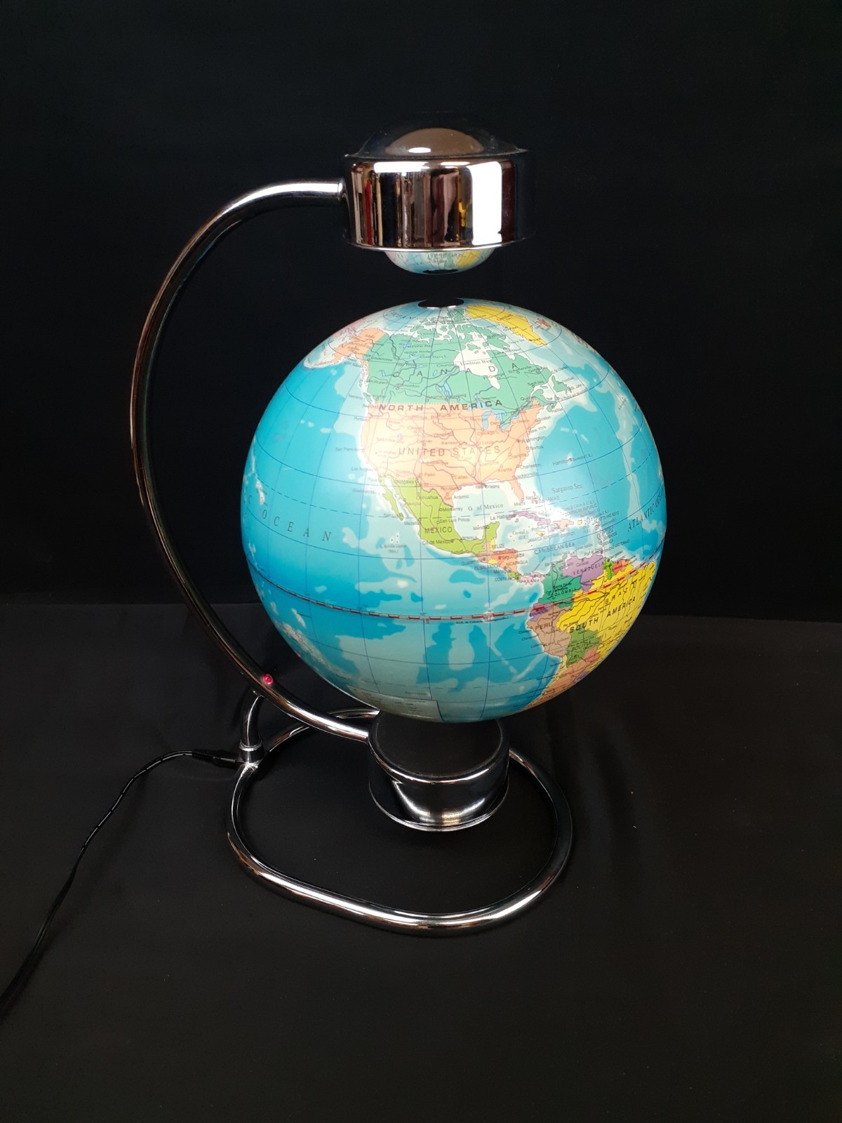 Vintage '90s Utopian Scholastic Levitron Magnetic Levitating Globe - Works
