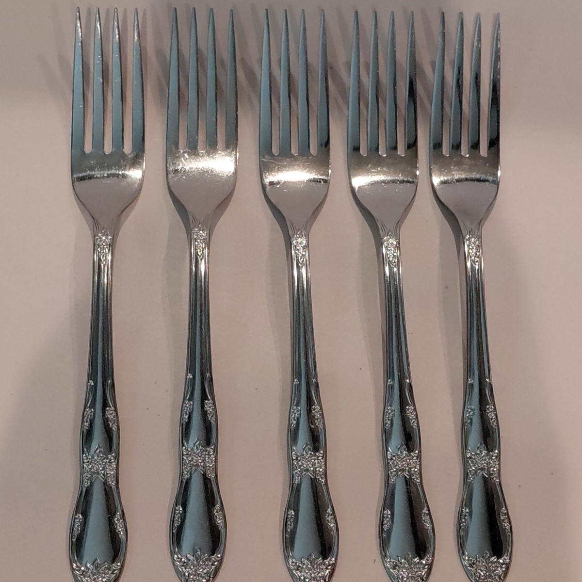 Oneida Ltd Fenway Daydream WM A. Rogers Stainless Steel Flatware Set Of 4 Forks