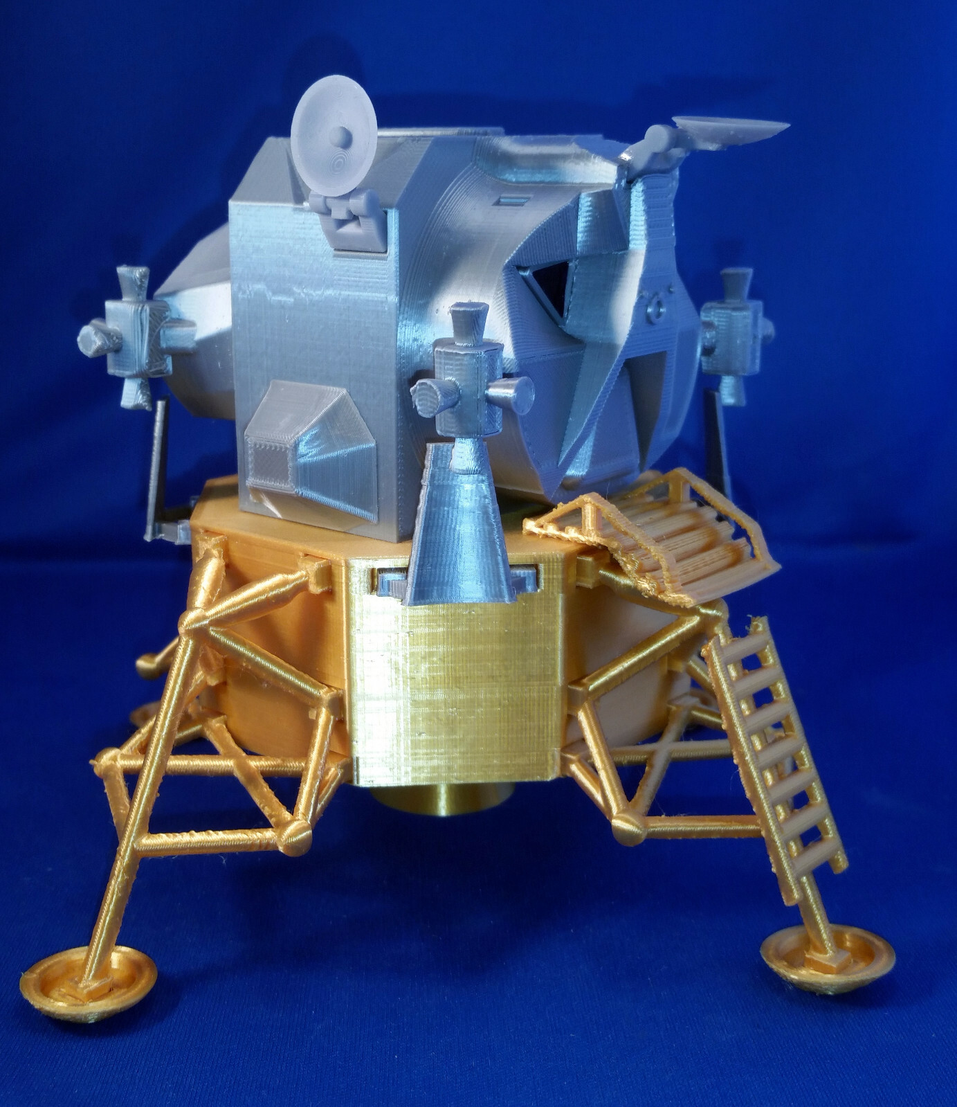 Apollo 11 Lunar Module Model (Fully Assembled) in 1/48 Scale