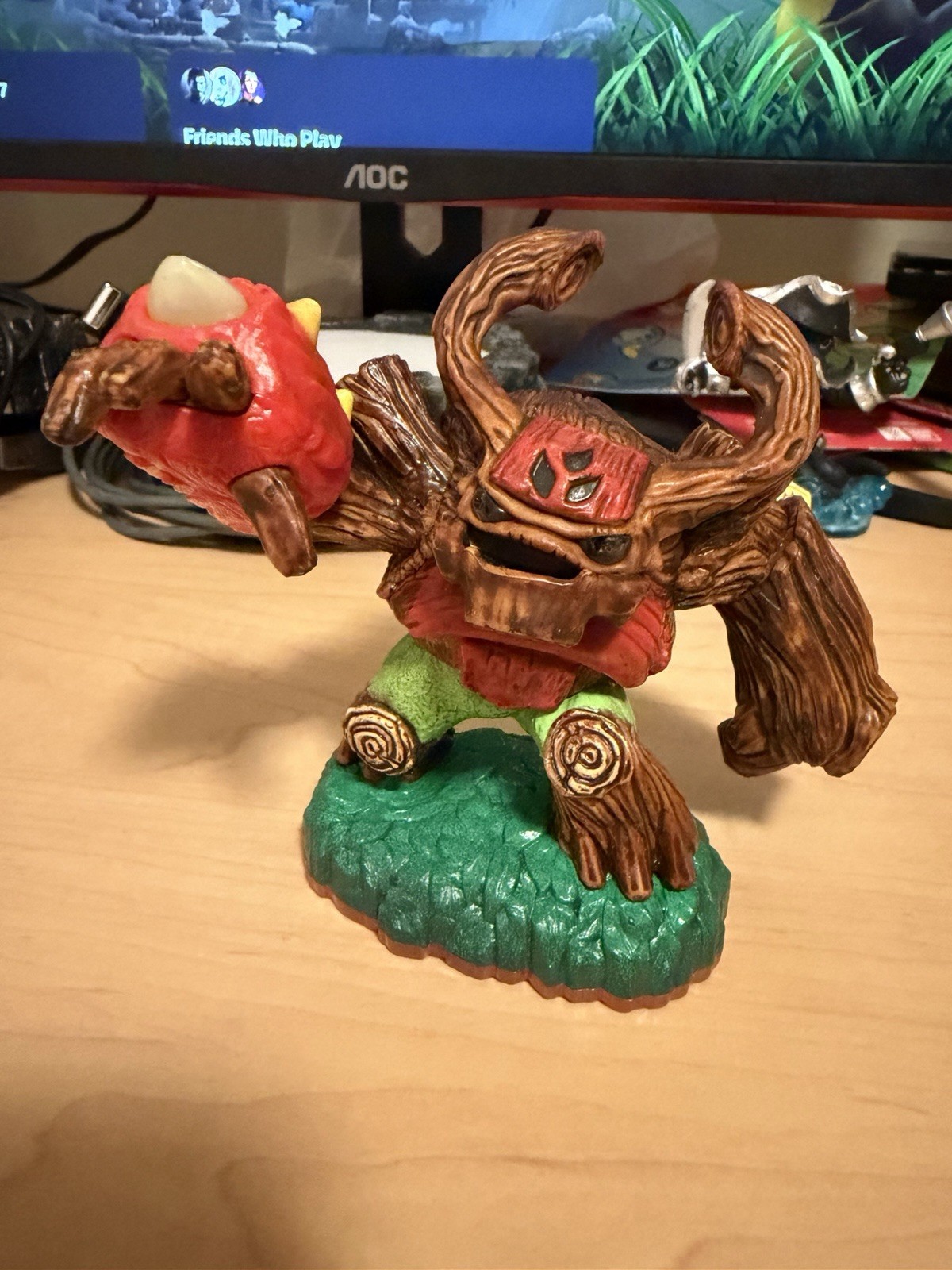 Skylanders: Giants: GIANT TREE REX Figure