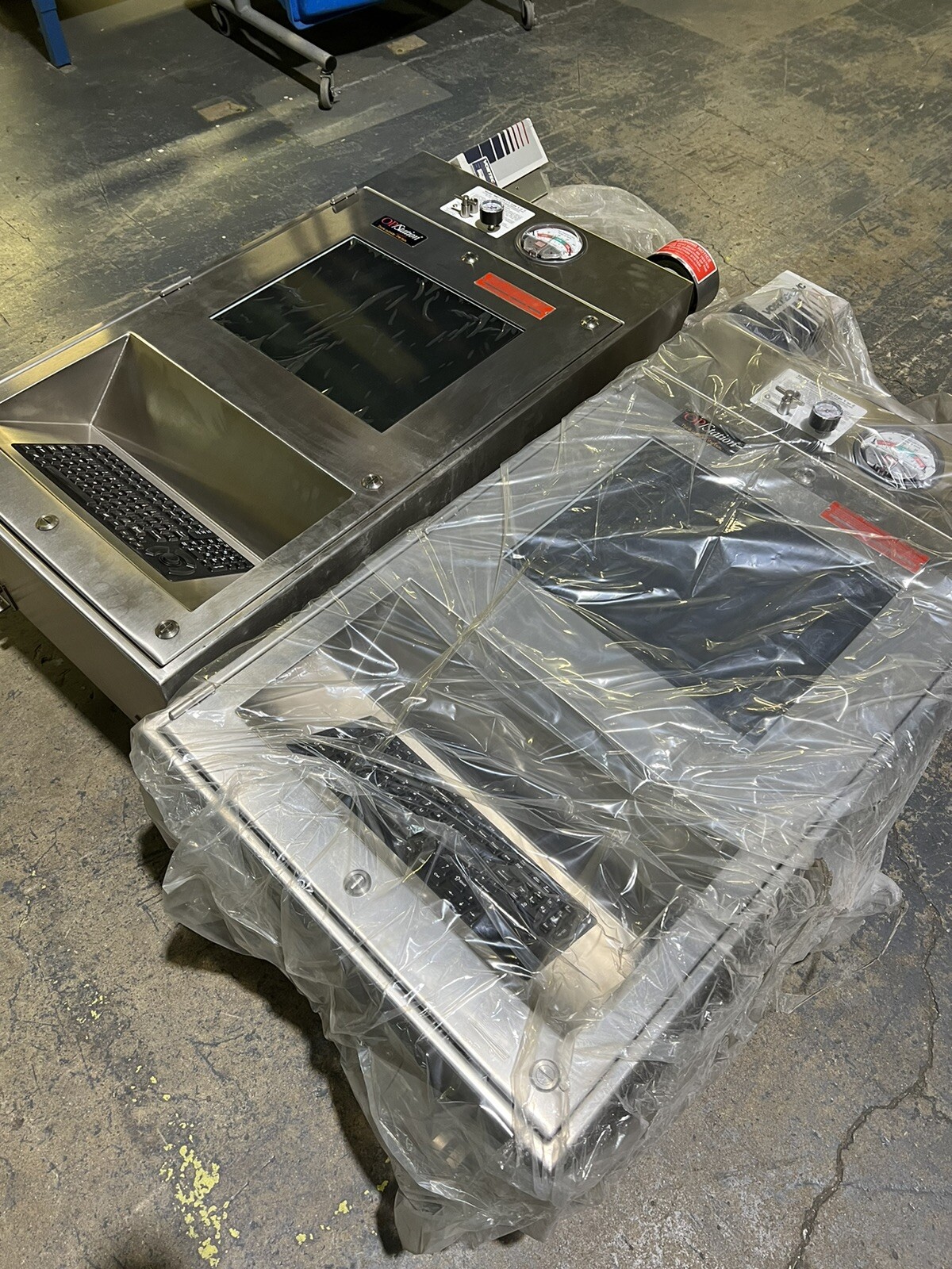 OP/ Station Computer Housing