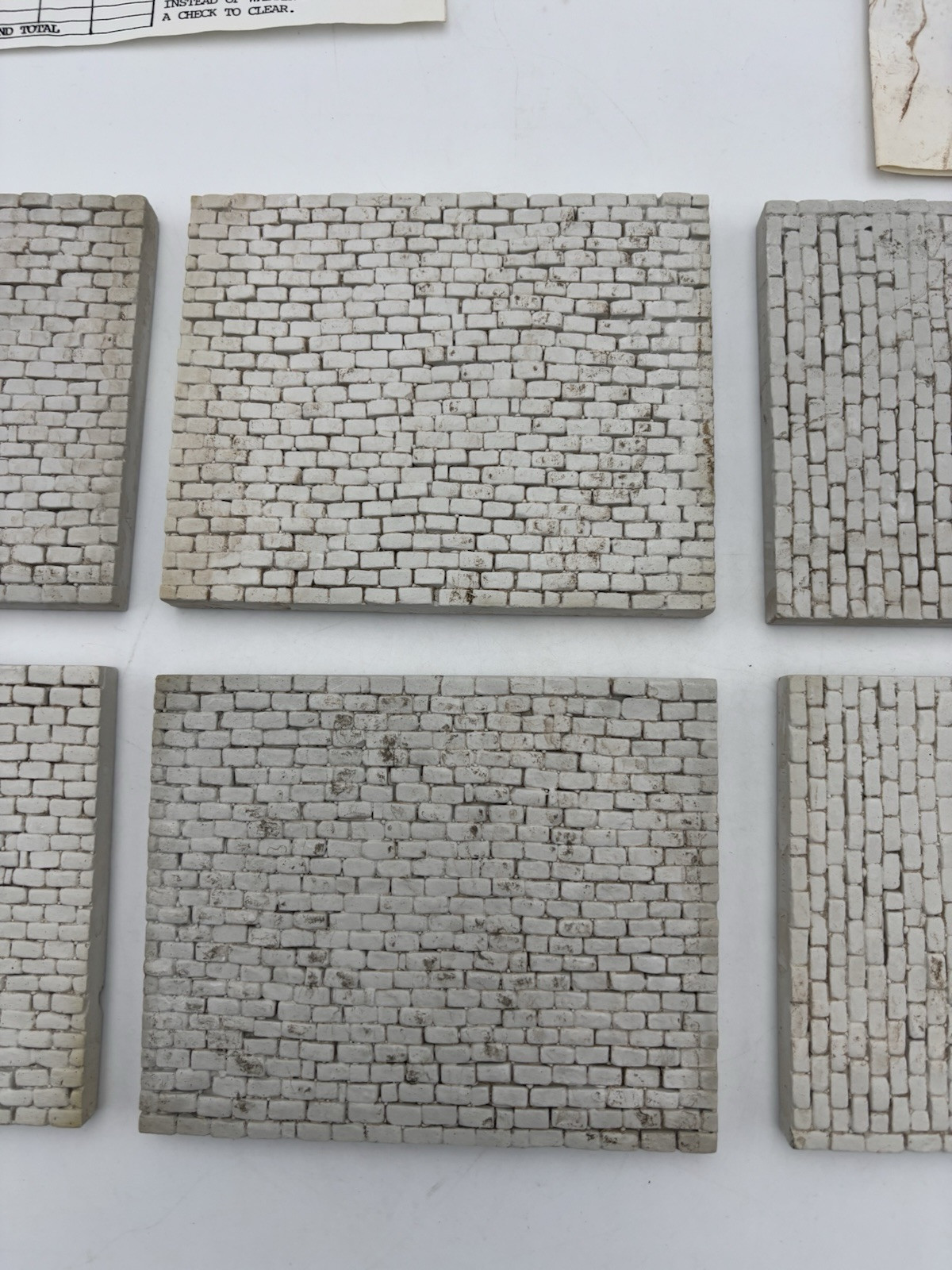 Dutton Cobblestone Intersection Set Double Lane DM40 (NO BOX)