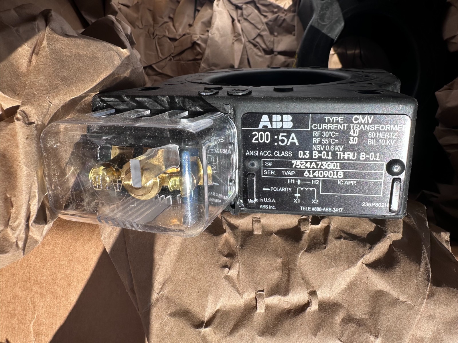 ABB CURRENT TRANSFORMER TYPE CMV 200:5A (C1)