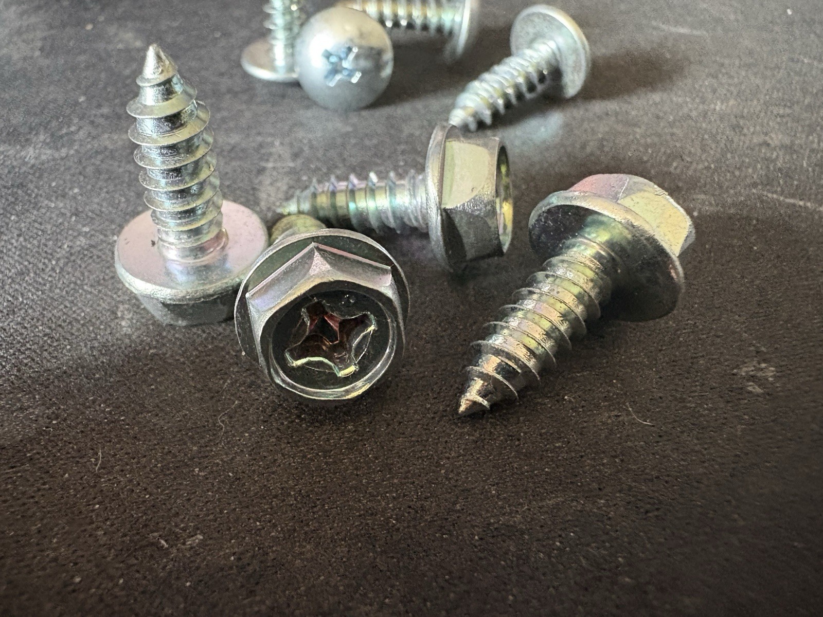 NEW 8pc OEM GENUINE HONDA Front License Plate Tag Bracket SELF TAPPING Screw Set
