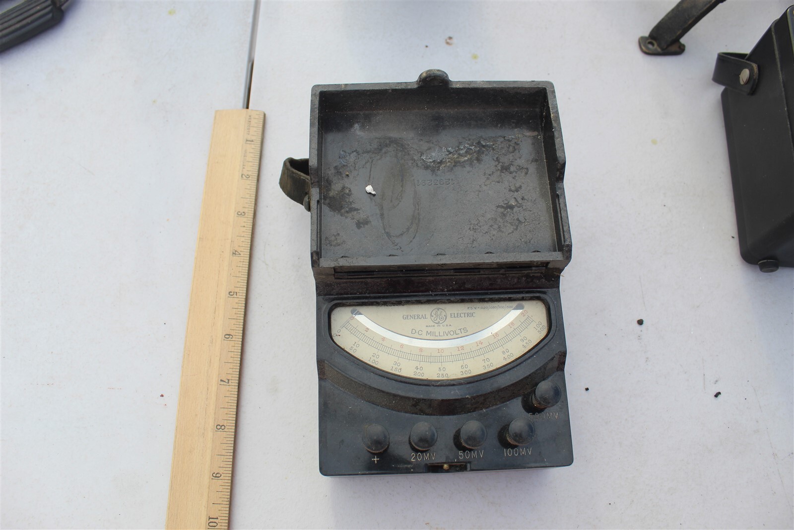 GE DC MILLIVOLTS METER TYPE DP-9 8DP9VEE1 USED TEST EQUIPMENT