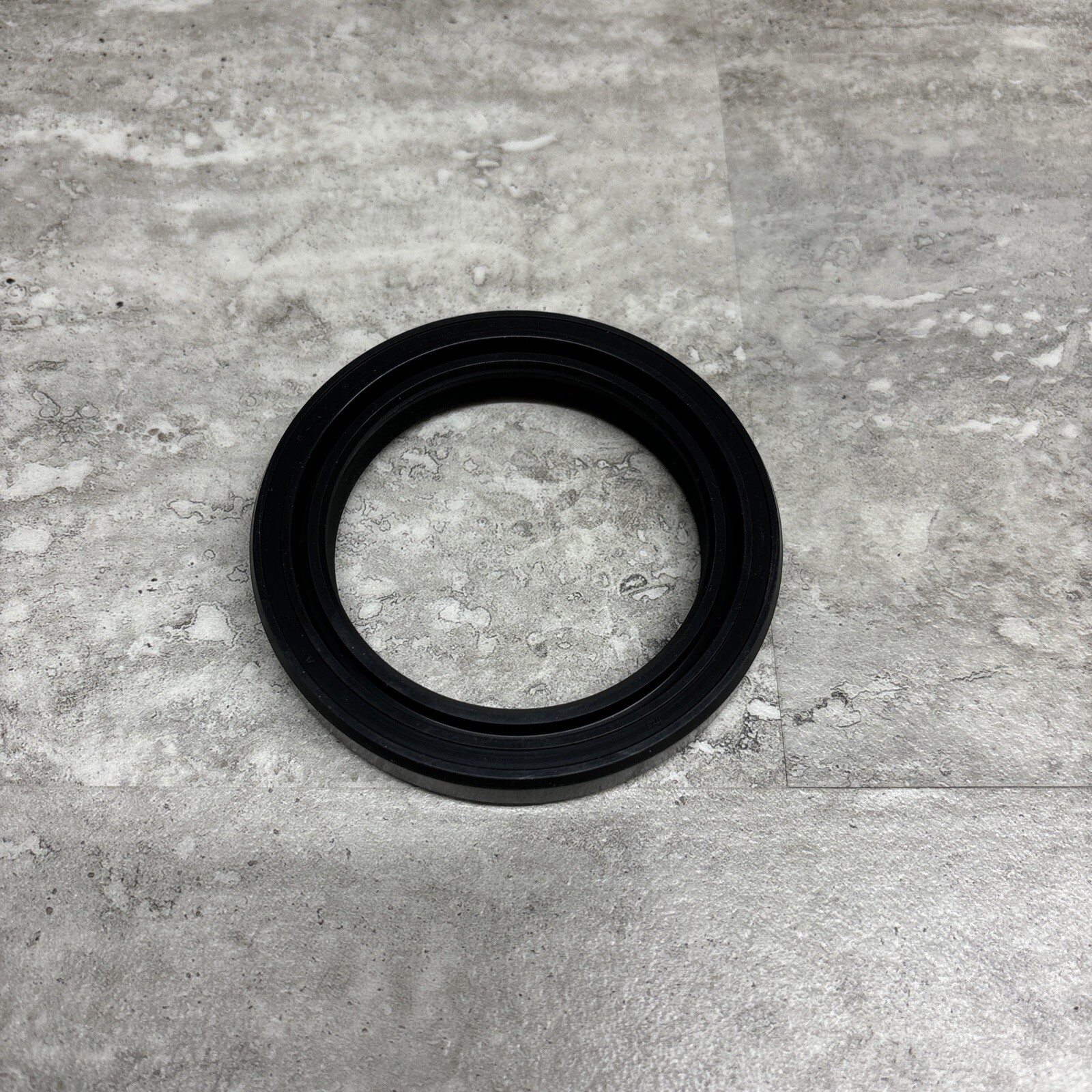 OEM Hitachi 4232070 Oil Seal, New