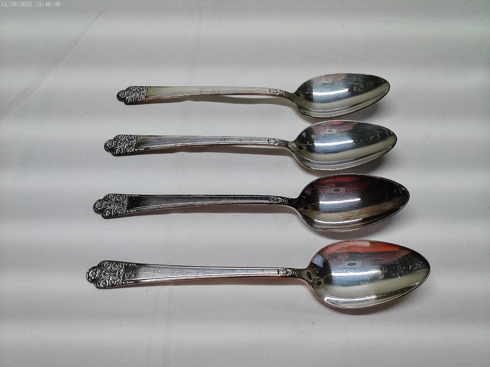 4 Rogers Deluxe Silverplate Precious Pattern Place/Table Spoons 7-3/8" Long