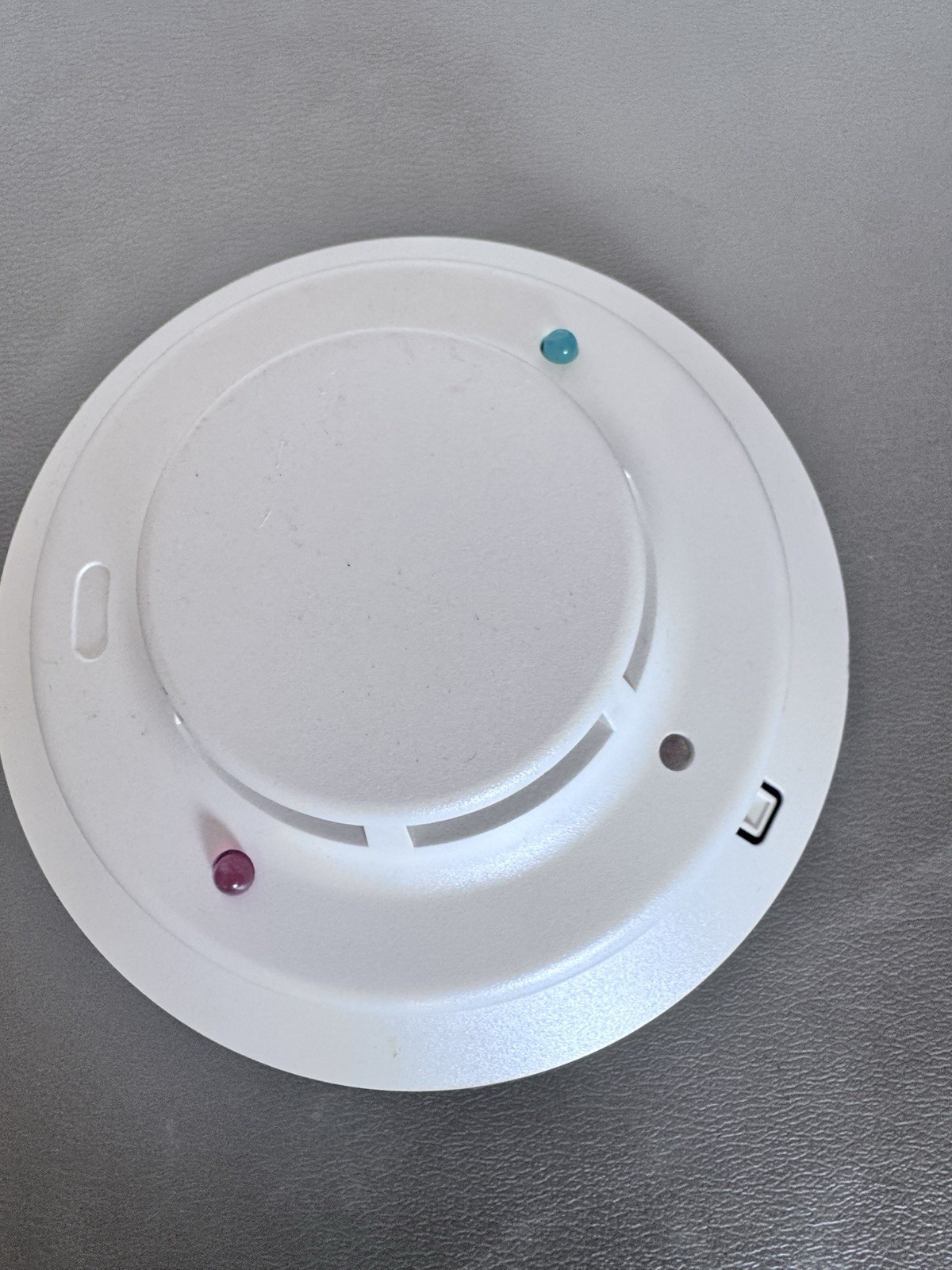 System Sensor 2W-B Photoelectric Smoke Detector - New / Missing Box