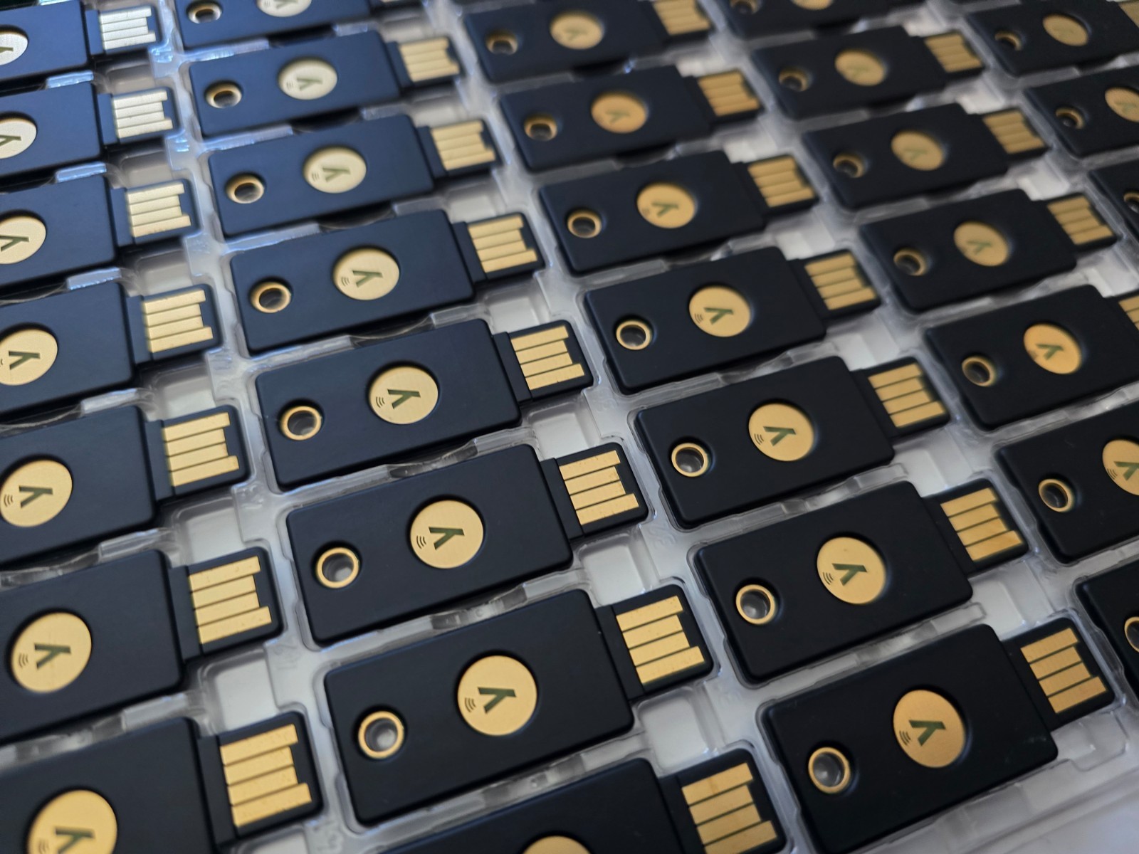 Yubico YubiKey ‎5C NFC Security Key Interface - USBA, USBC, Lightning