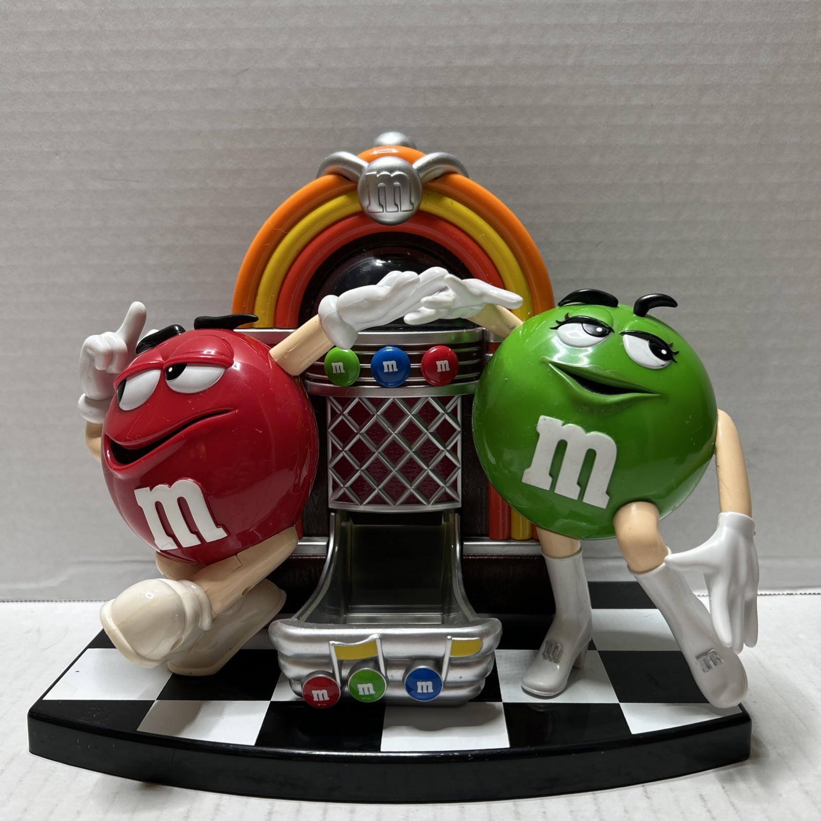 M&M’s Collectible JukeBox Candy /Nut Dispenser