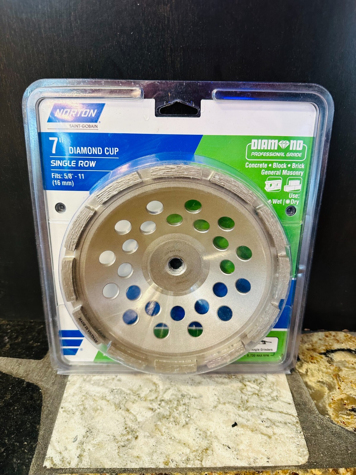 Norton Diamond Cup- Single Row 7-in Diamond 24-Grit Cup Wheel UPC 082354505110