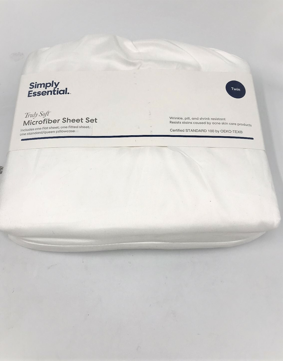 Simply Essential Truly Soft White, 3-Piece Microfiber Sheet Set/ Twin size