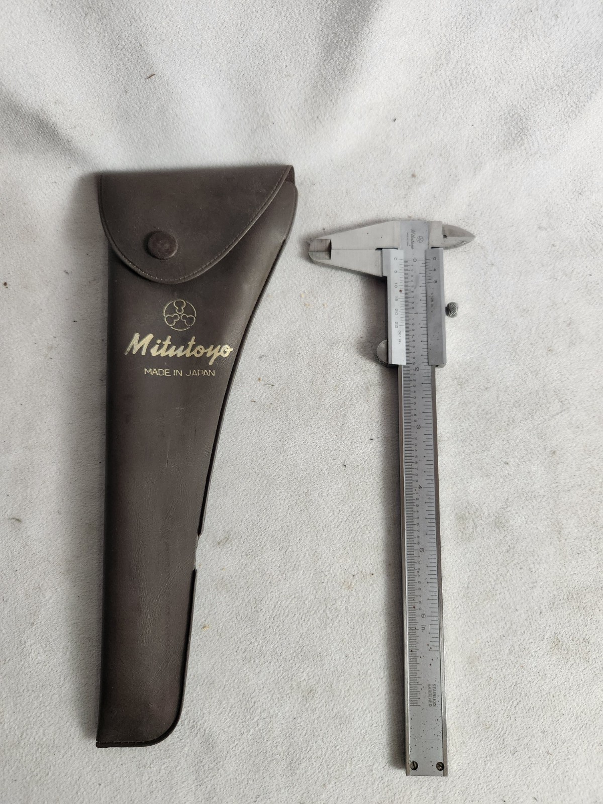 Mitutoyo Precision Vernier Caliper 6" ID OD Depth Rod