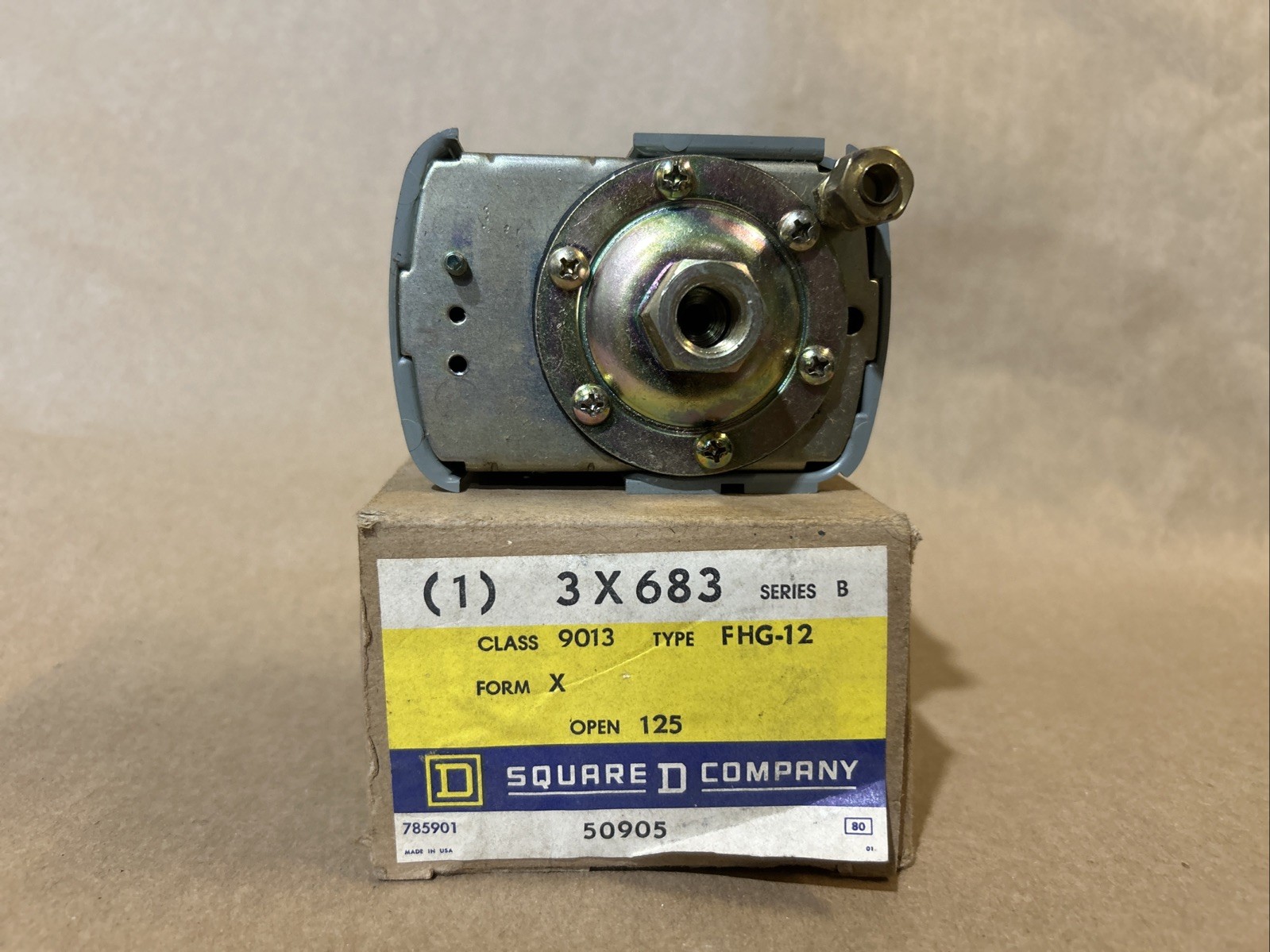 Square D Company 3X683 Series B Class 9013