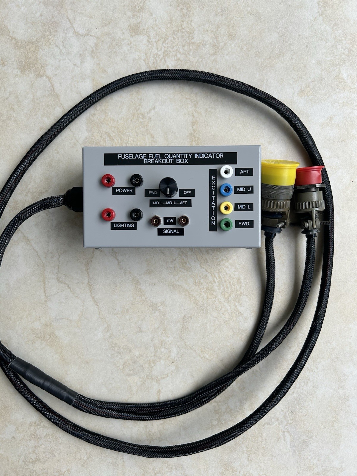 FUSELAGE FUEL QUANTITY INDICATOR BREAKOUT BOX