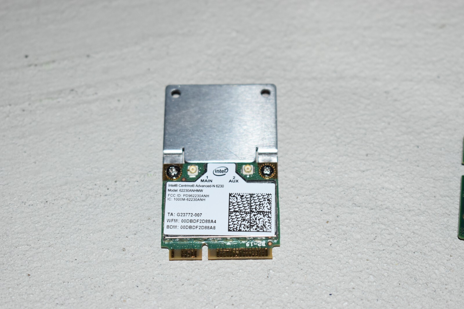 Intel 6230 62230ANHMW Dual Band 300Mbps Wireless-N Mini PCI-E WiFi Card Wireless