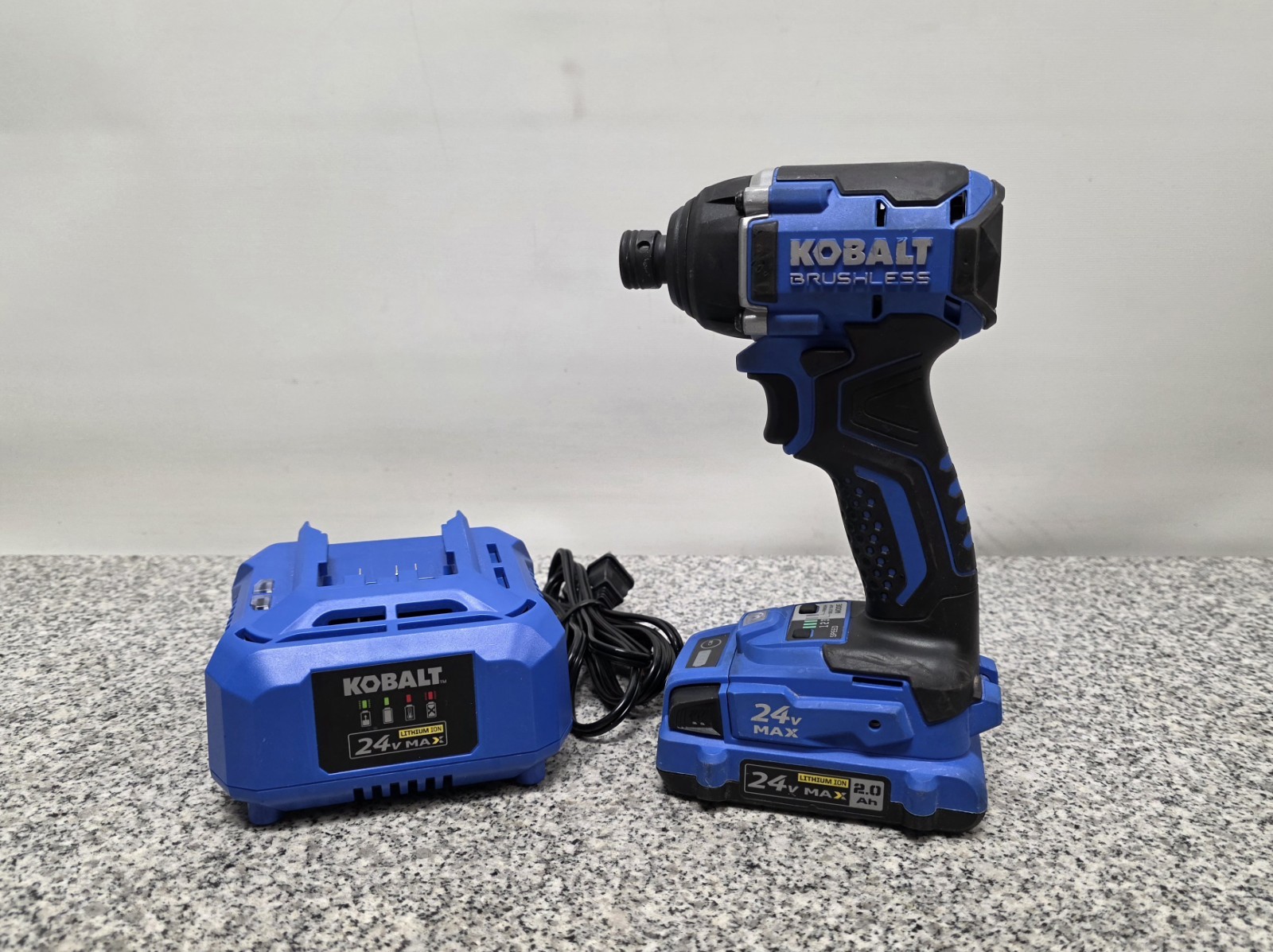 Kobalt KID 124B-03 Brushless 1/4" Impact Driver 24V Li-Ion 2Ah Battery & Charger